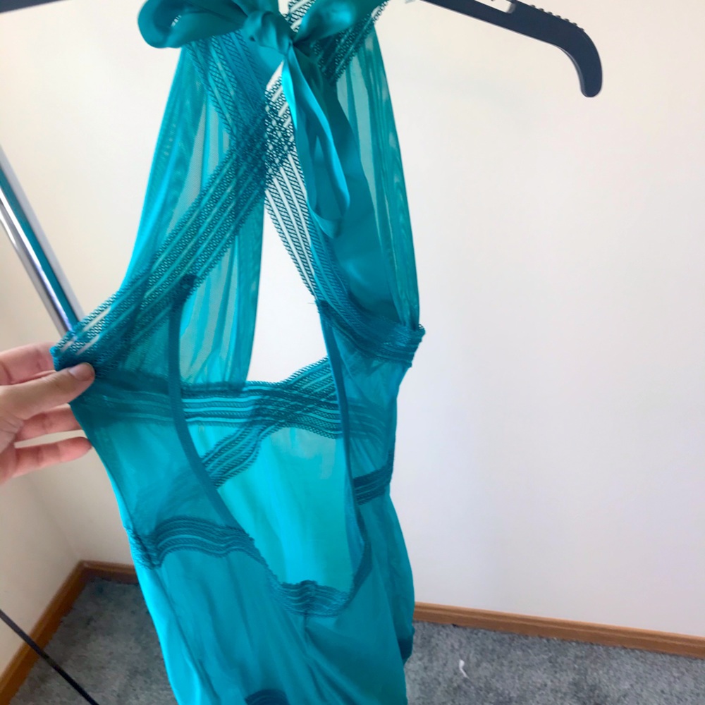 Lingerie teal chemise never worn